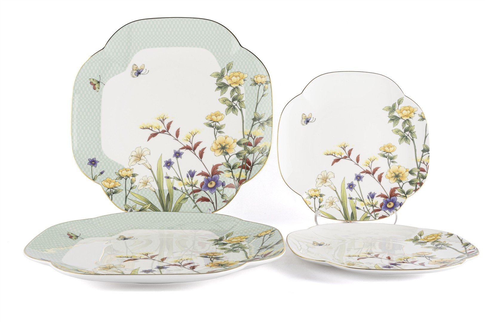 Eternal Flowers 4 Parça Set- 2li Pasta Tabağı 19cm ve 2li Servis Tabağı 25cm