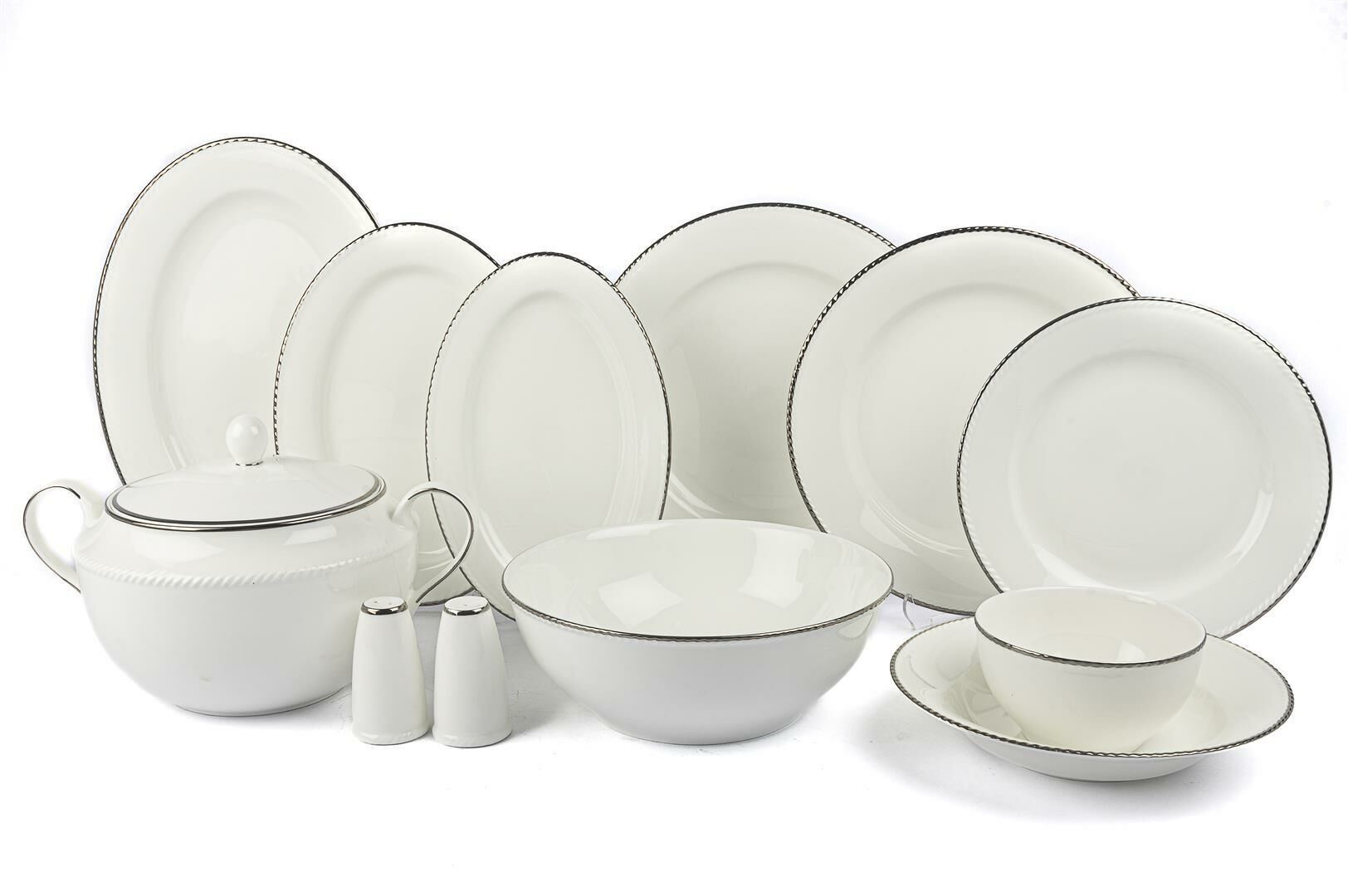 silver-stripe-74-parca-yemek-